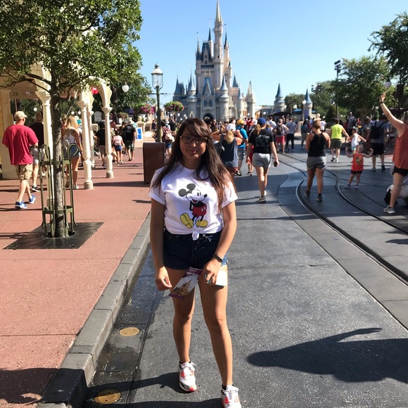 Meet your Posher, Allyson - Picture 4 of 5